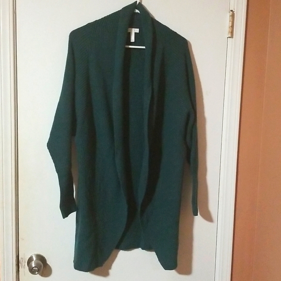 Leith Sweaters - Leith sweater. Large